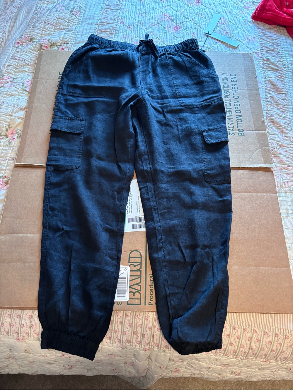Nicole Miller black 100% linen Pants